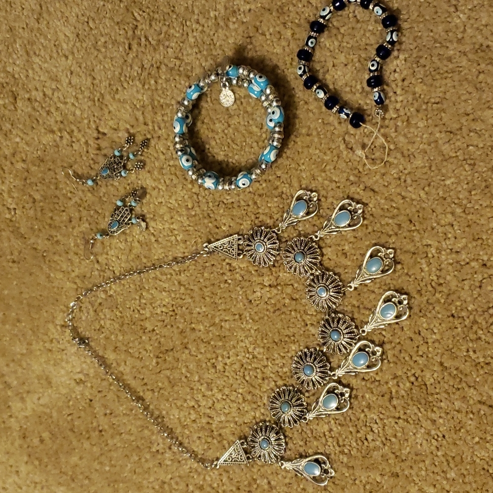 Morrocan necklace , earrings and bracelets
